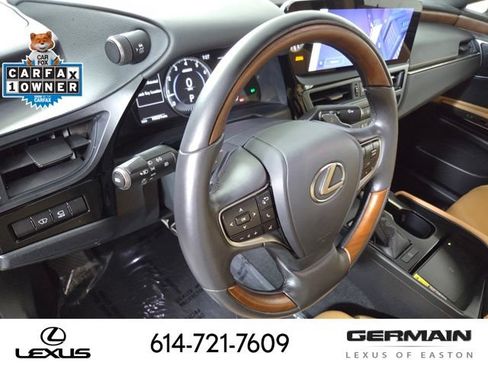 Certified 2025 Lexus ES 350 Ultra Luxury FWD image 18
