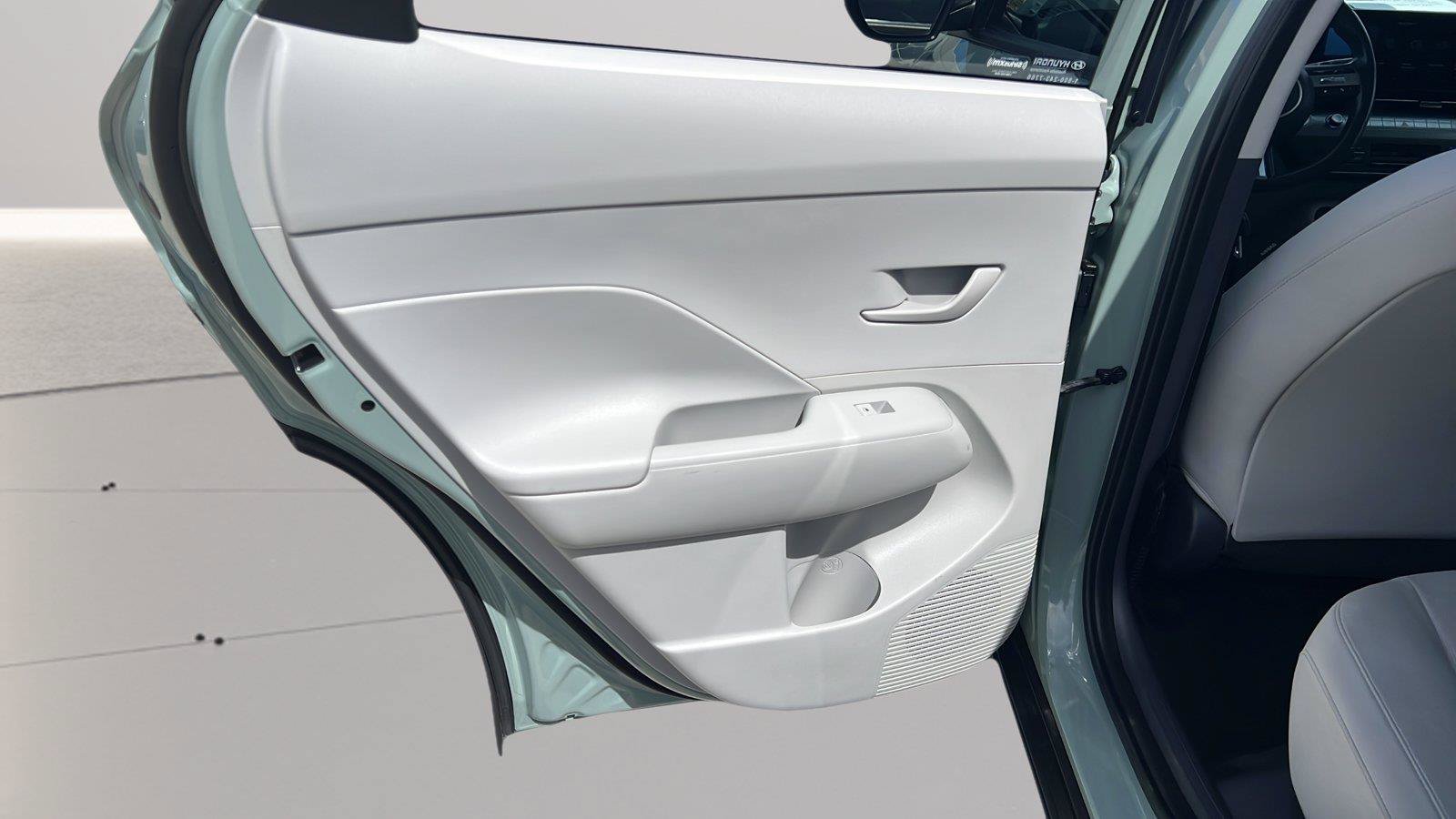 Used 2024 Hyundai Kona SEL FWD image 15