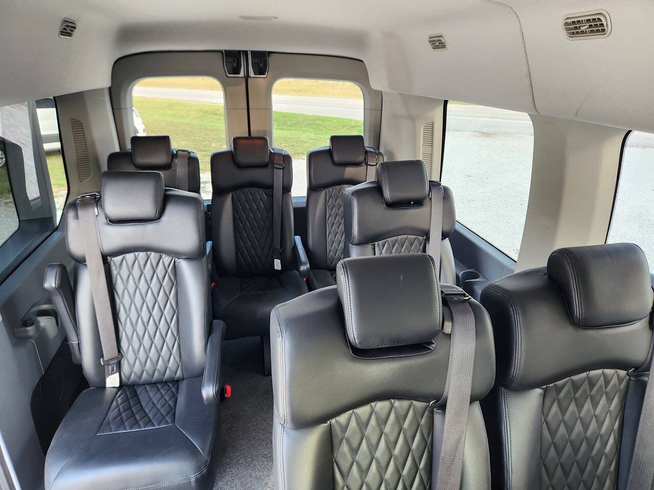 Used 2019 Ford Transit 150 XLT RWD image 1