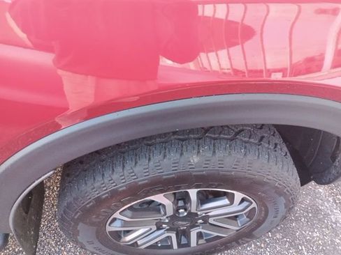 Used 2025 Ford Ranger Lariat w/ FX4 Off-Road Package image 13