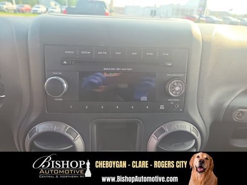 Used 2017 Jeep Wrangler Sport AWD/4WD image 21