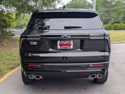 New 2026 Chevrolet Traverse RS FWD image 3