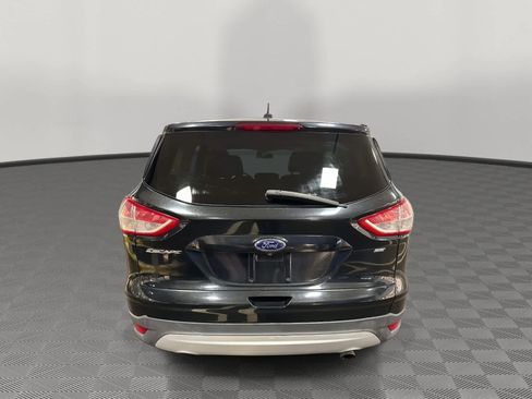 Used 2015 Ford Escape SE image 4