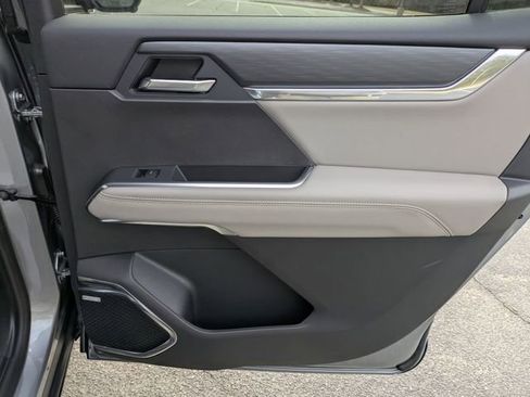 New 2026 GMC Acadia Elevation w/ Elevation Premium Package image 32