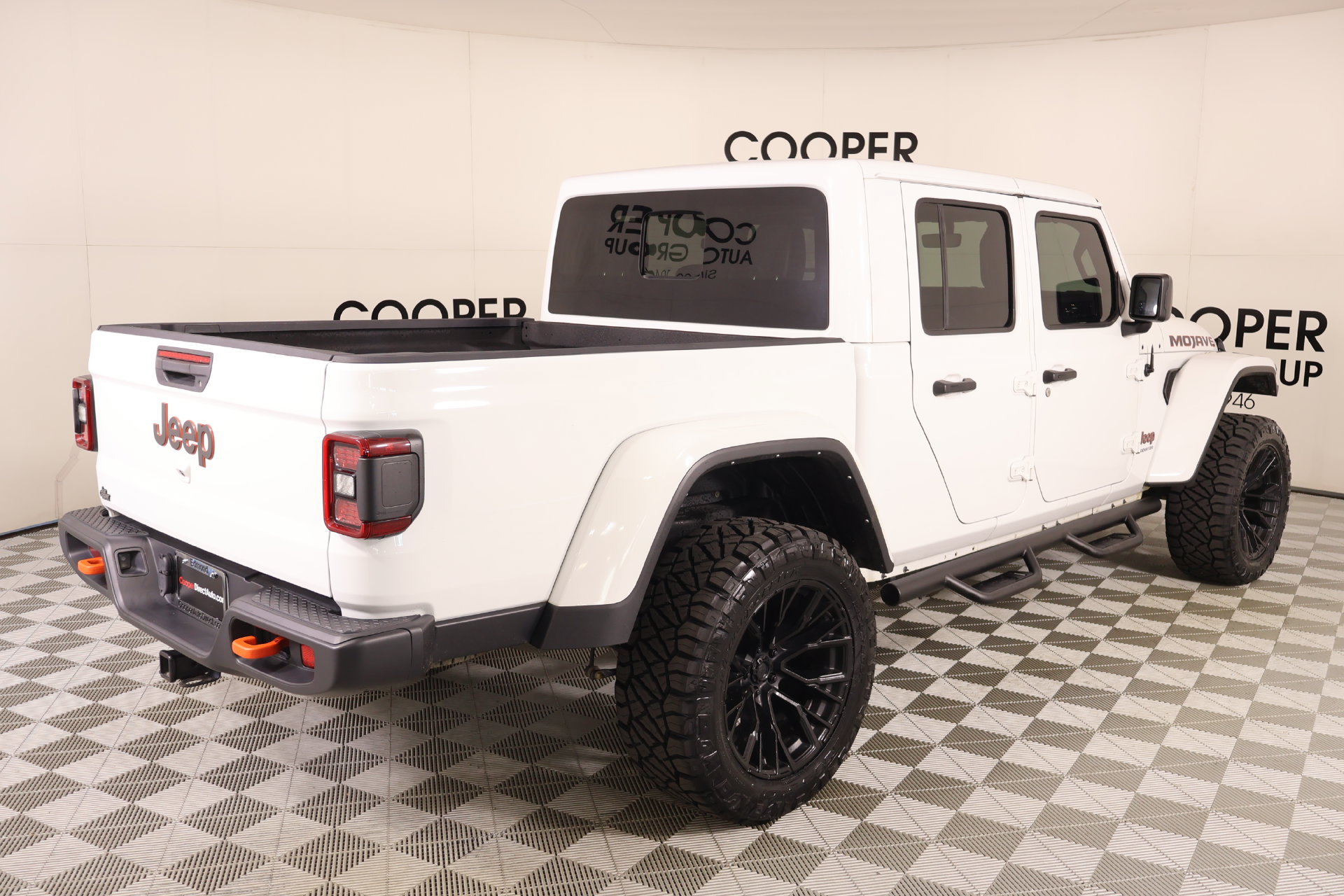 Used 2022 Jeep Gladiator Mojave w/ LED Lighting Group AWD/4WD image 21