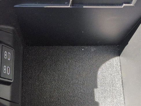 Used 2025 Toyota RAV4 LE image 18