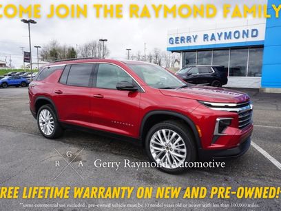 New 2025 Chevrolet Traverse LT w/ Driver Confidence Package