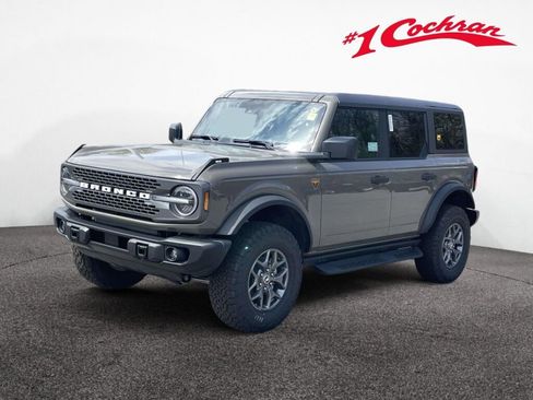 New 2025 Ford Bronco Badlands AWD/4WD image 11