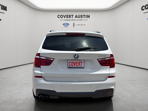 Used 2017 BMW X3 sDrive28i RWD image 4