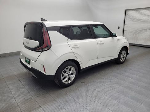 Used 2025 Kia Soul LX w/ LX Technology Package image 10