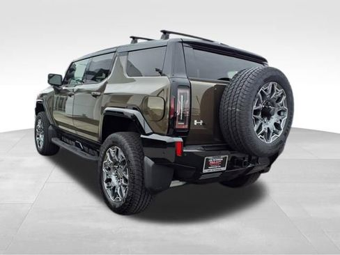 New 2025 GMC Hummer EV 3X w/ LPO, Roof Cross Rail Package image 4