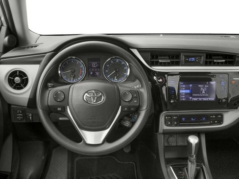 Used 2017 Toyota Corolla LE w/ Carpet Mat Package (TMS) image 4