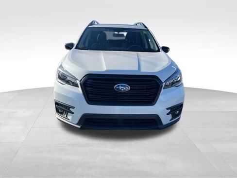 Used 2022 Subaru Ascent Onyx Edition image 2