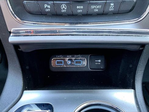 Certified 2018 Jeep Grand Cherokee Altitude AWD/4WD image 18