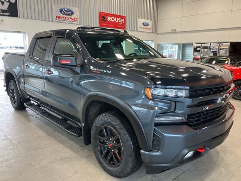 Used 2019 Chevrolet Silverado 1500 RST image 3