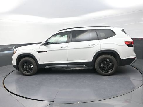 New 2026 Volkswagen Atlas Peak Edition AWD/4WD image 6