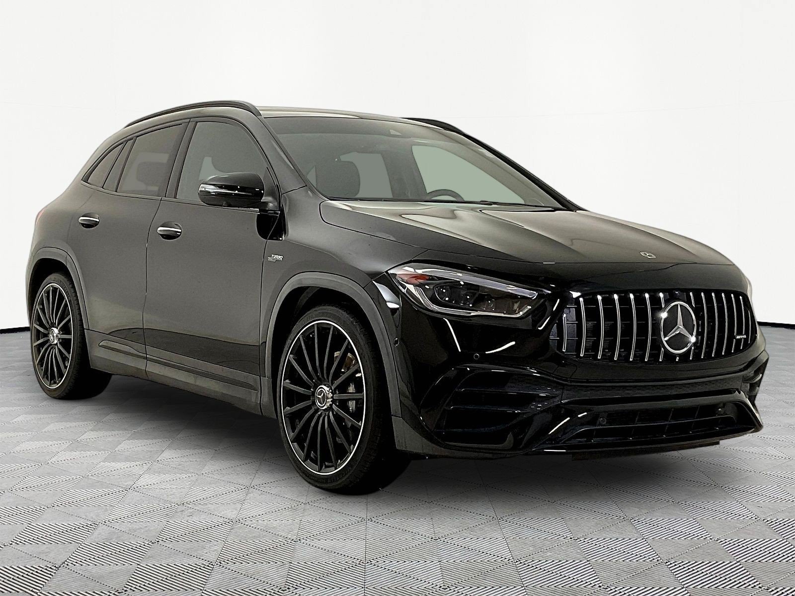 Certified 2022 Mercedes-Benz GLA 45 AMG 4MATIC image 3