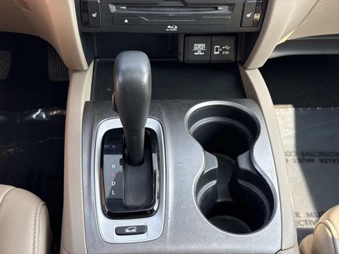 Used 2019 Honda Pilot EX-L image 13