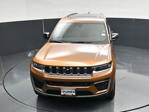 New 2026 Jeep Grand Cherokee L Limited AWD/4WD image 52