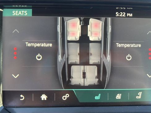 Used 2018 Land Rover Discovery HSE Luxury AWD/4WD image 32