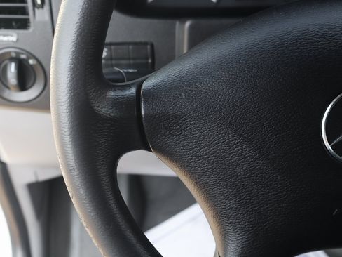 Used 2012 Mercedes-Benz Sprinter 3500 image 19