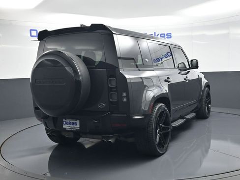 Used 2023 Land Rover Defender 110 V8 AWD/4WD image 8