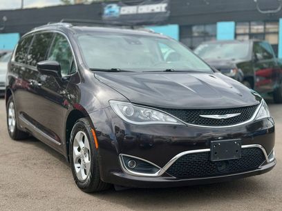 Used 2017 Chrysler Pacifica Touring-L Plus
