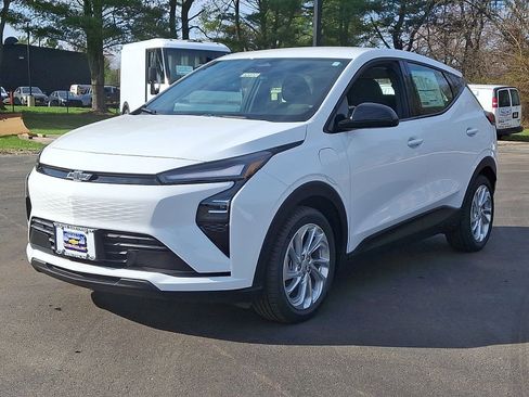 New 2027 Chevrolet Bolt LT w/ Comfort Package image 10