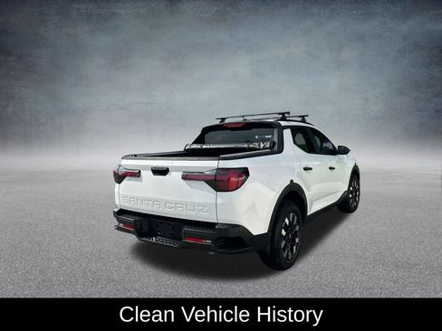 Used 2025 Hyundai Santa Cruz SEL FWD image 3