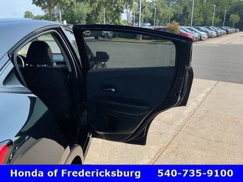 Certified 2019 Honda HR-V LX image 18