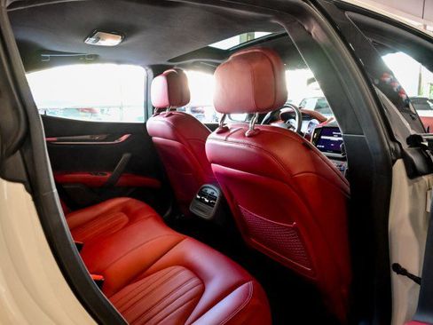 Used 2022 Maserati Ghibli Modena Q4 image 23