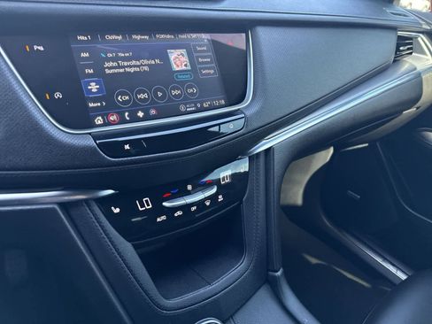 Used 2022 Cadillac XT5 Luxury w/ LPO, Floor Liner Package image 20