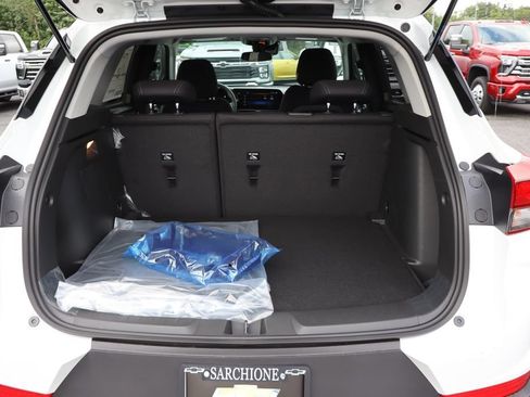 New 2026 Chevrolet TrailBlazer LS w/ LS Convenience Package AWD/4WD image 17