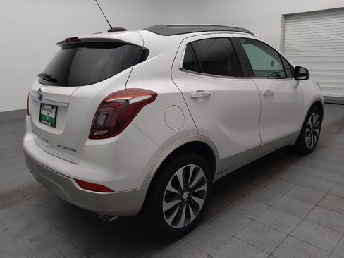 Used 2017 Buick Encore Essence FWD image 9