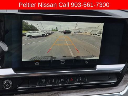 Used 2024 Chevrolet Silverado 2500 LTZ AWD/4WD image 35