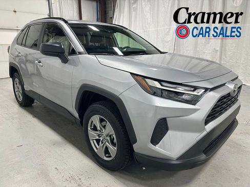 Used 2025 Toyota RAV4 LE AWD/4WD image 1