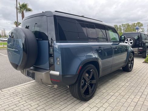 New 2026 Land Rover Defender 110 S AWD/4WD image 7