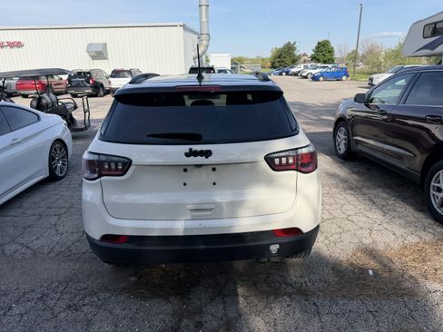 Used 2019 Jeep Compass Altitude image 6