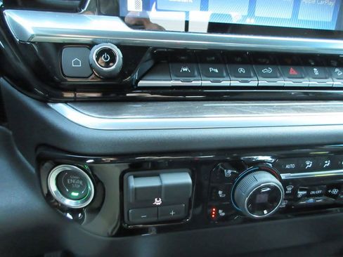 New 2026 Chevrolet Silverado 1500 LTZ w/ LTZ Premium Package image 34