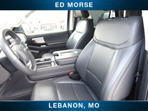 Used 2025 Ford Expedition Max Active AWD/4WD image 10