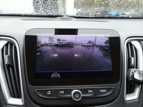 Used 2020 Chevrolet Malibu LS w/ LPO, Convenience Package 1 image 9