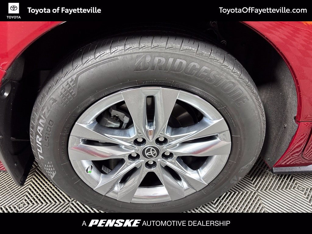 Certified 2023 Toyota Sienna Limited FWD image 20