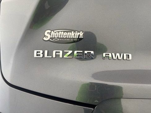 Used 2022 Chevrolet Blazer Premier w/ Enhanced Convenience Package AWD/4WD image 31