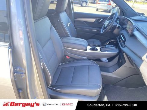 New 2026 Buick Enclave Preferred w/ Power Package FWD image 30