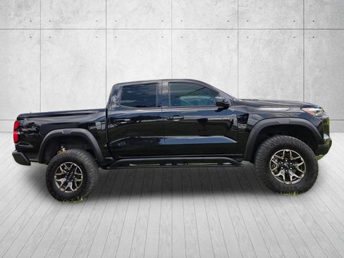 Used 2023 Chevrolet Colorado ZR2 w/ ZR2 Convenience Package III AWD/4WD image 6