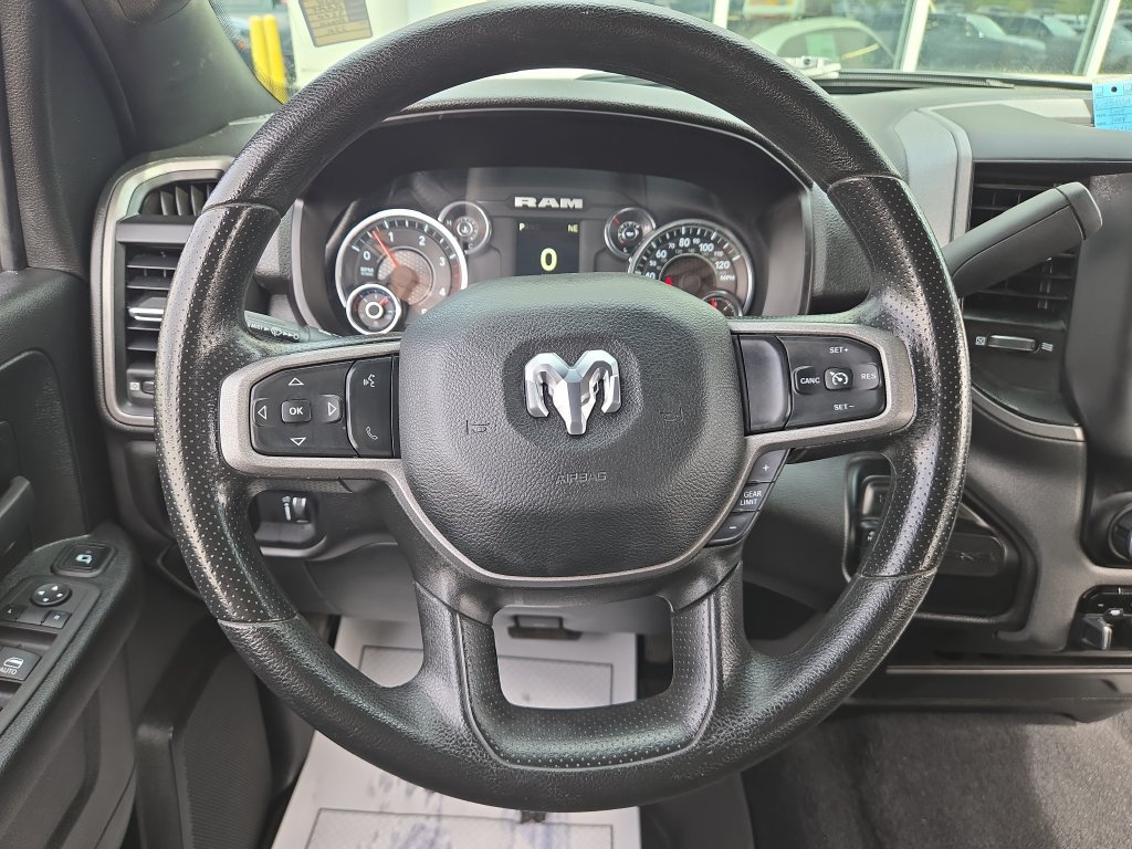 Used 2024 RAM 3500 Tradesman w/ Chrome Appearance Group AWD/4WD image 20