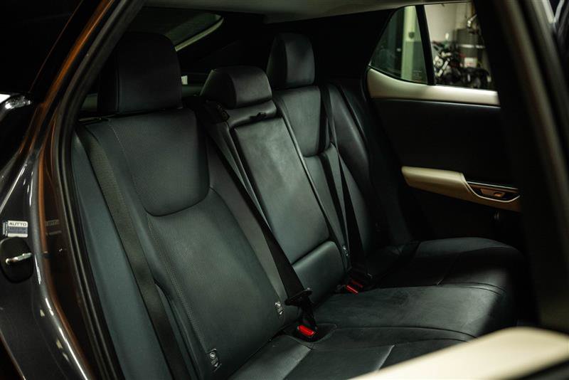 Used 2023 Lexus RZ 450e Premium w/ Technology Package AWD/4WD image 12