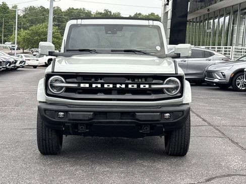 Used 2022 Ford Bronco Outer Banks AWD/4WD image 13