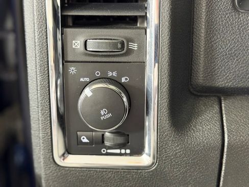 Used 2018 RAM 3500 Laramie AWD/4WD image 27