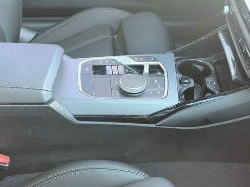 Used 2023 BMW 230i Coupe w/ Convenience Package image 9